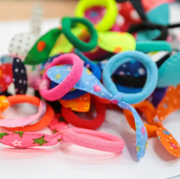 10 piece Polka Dot bunny ear bow hair ties - Picture 3 of 4